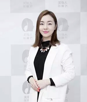 图木舒克金佳玭 美容协会会长